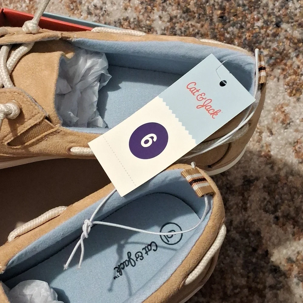 Cat & Jack stylish tan